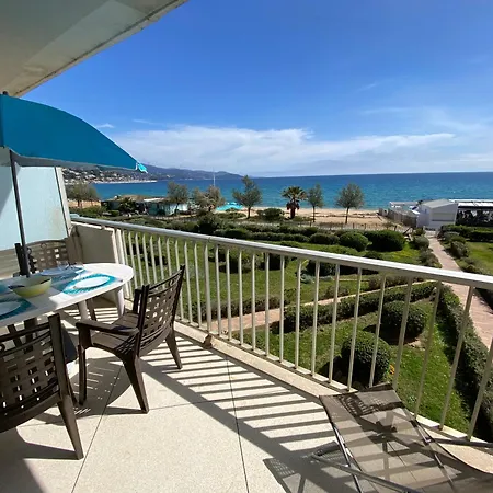 Pieds Dans L'eau - Terrasse - Parking Prive Apartment